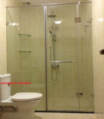 vách kính phòng tắm 2025