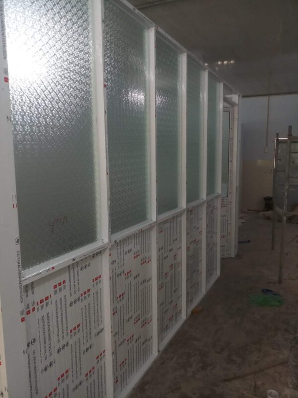 vách ngăn nhôm kính đà nẵng